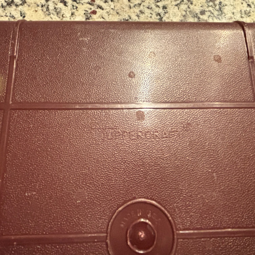 Vintage Tupperware Tuppercraft storage container - Picture 4 of 7